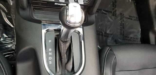 8647-ford-mustang-2016-p8u