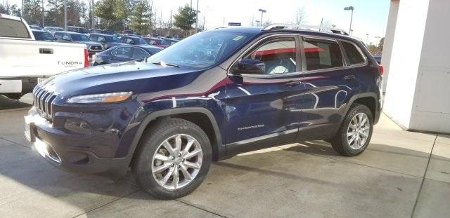 8682-jeep-cherokee-2016-kljp74