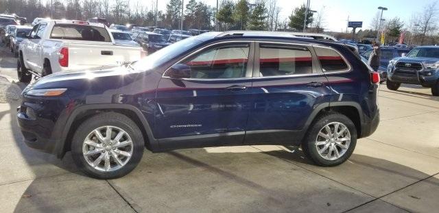8683-jeep-cherokee-2016-kljp74