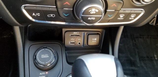 8694-jeep-cherokee-2016-kljp74