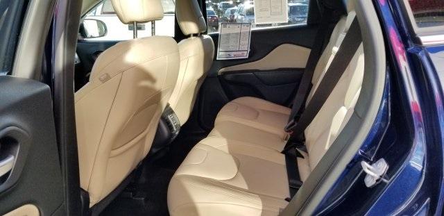 8700-jeep-cherokee-2016-kljp74