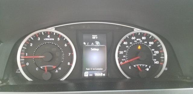 8759-toyota-camry-2016-