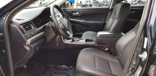8761-toyota-camry-2016-