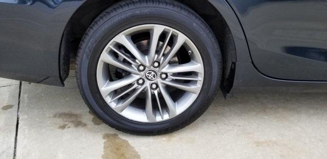 8769-toyota-camry-2016-