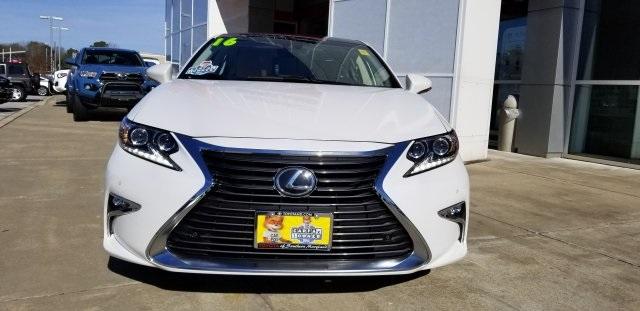 8825-lexus-es-2016-9000