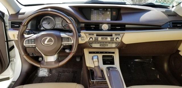 8834-lexus-es-2016-9000