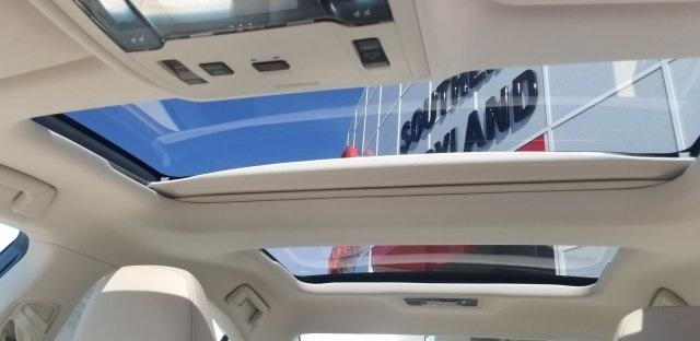 8840-lexus-es-2016-9000