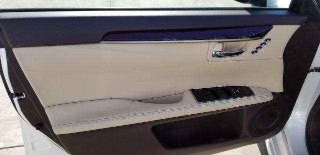 8842-lexus-es-2016-9000