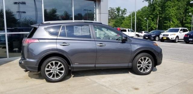 8854-toyota-rav4hybrid-2016-4454
