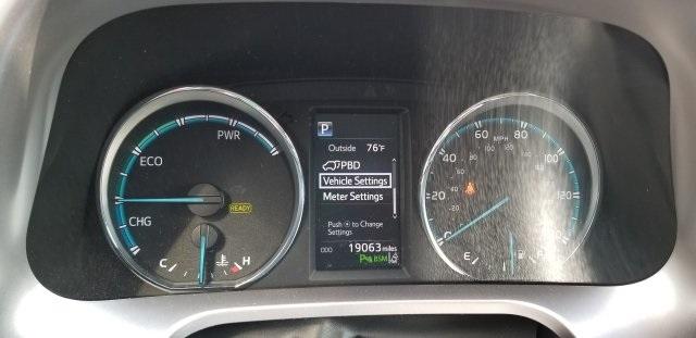8855-toyota-rav4hybrid-2016-4454