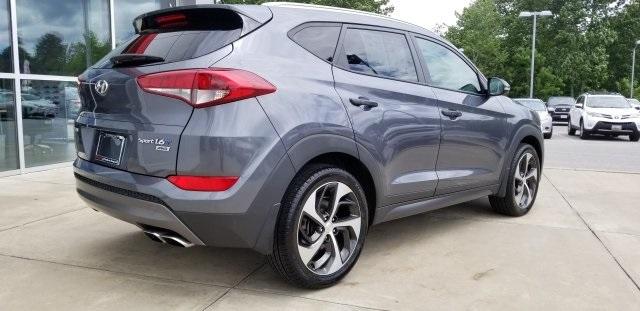 8873-hyundai-tucson-2016-84432a45