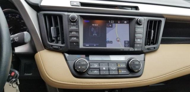 8900-toyota-rav4-2016-4442