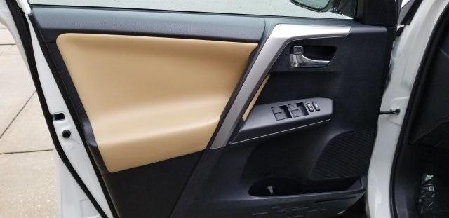 8903-toyota-rav4-2016-4442