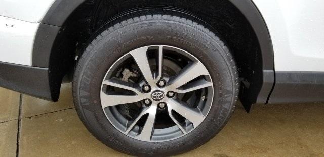 8904-toyota-rav4-2016-4442