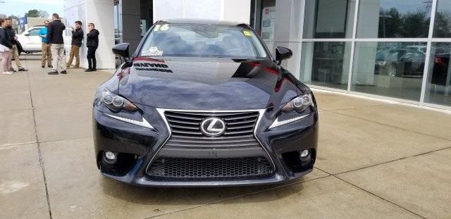 8906-lexus-is-2016-9510
