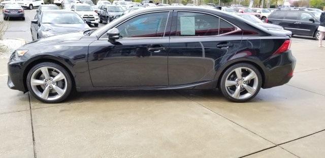 8908-lexus-is-2016-9510