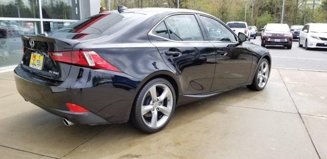 8911-lexus-is-2016-9510