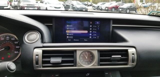 8918-lexus-is-2016-9510
