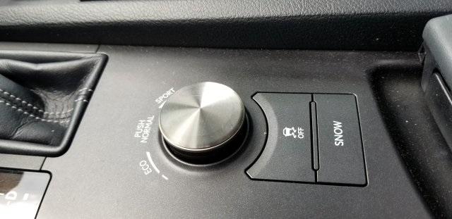 8920-lexus-is-2016-9510