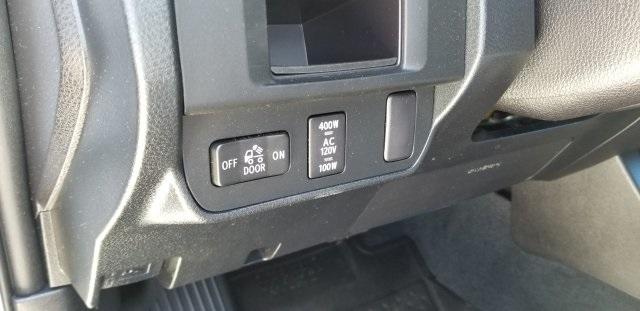 8944-toyota-tacoma-2016-