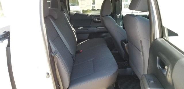 8946-toyota-tacoma-2016-