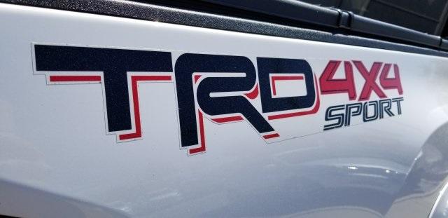 8948-toyota-tacoma-2016-