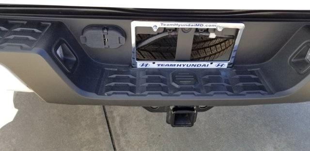 8949-toyota-tacoma-2016-