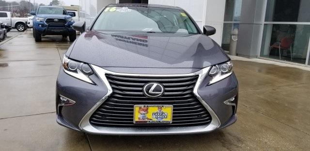 8956-lexus-es-2016-9000