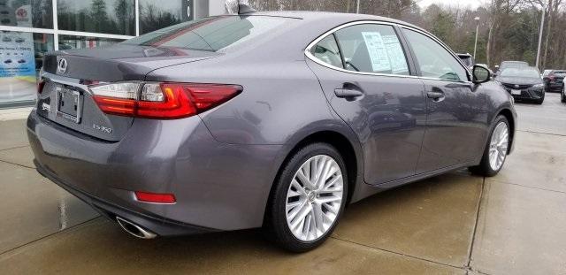 8962-lexus-es-2016-9000