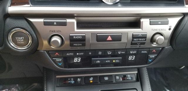8969-lexus-es-2016-9000
