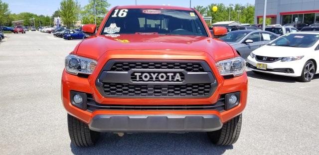 8981-toyota-tacoma-2016-