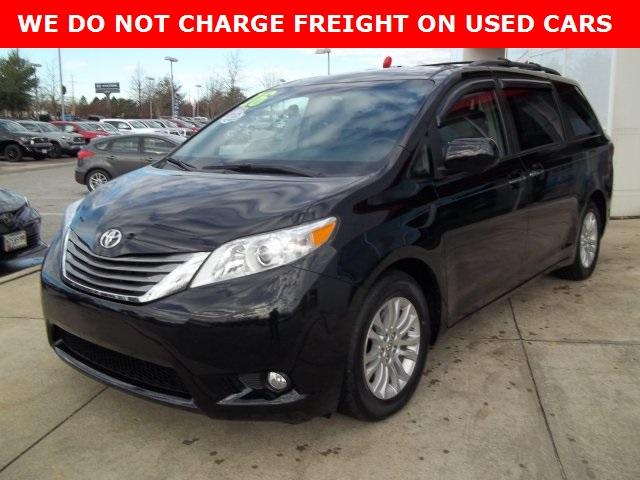 9005-toyota-sienna-2016-5328